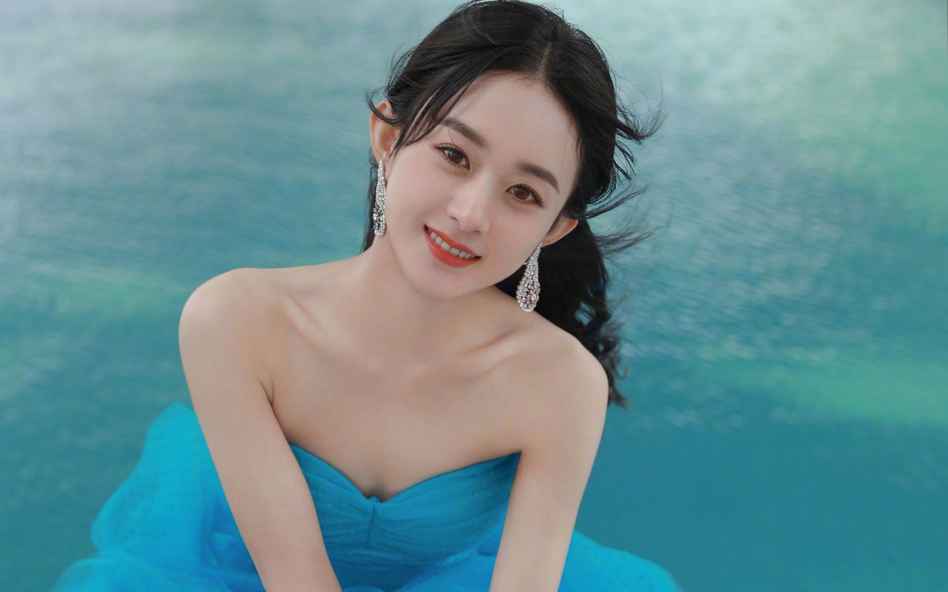 曼联强势反弹,积分榜上升为第二