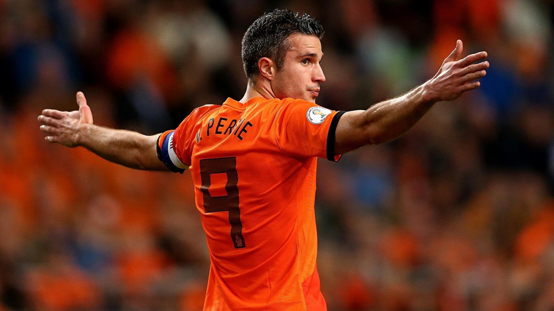 高密度比赛中体能教练角色是否被低估，健身高密度